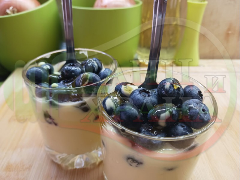 Боровинков плодов млечен суров десерт 