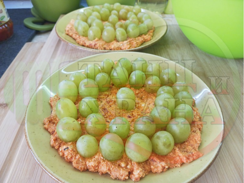 Българска студена сладко солена салата 