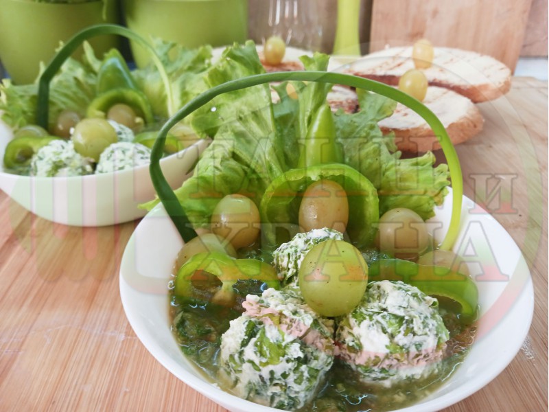 Българска студена сурова сладко солена супа 