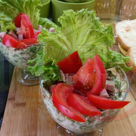 Българска доматена сурова супа 