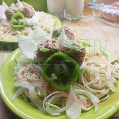 Български спагети на фурна 