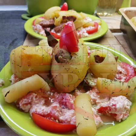 Български пълнени картофи 