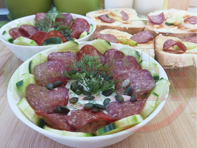 Българска млечна студена супа 