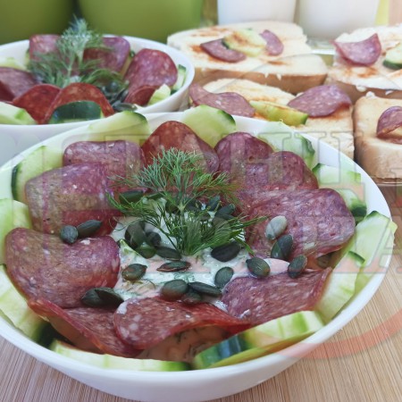 Българска млечна студена супа 