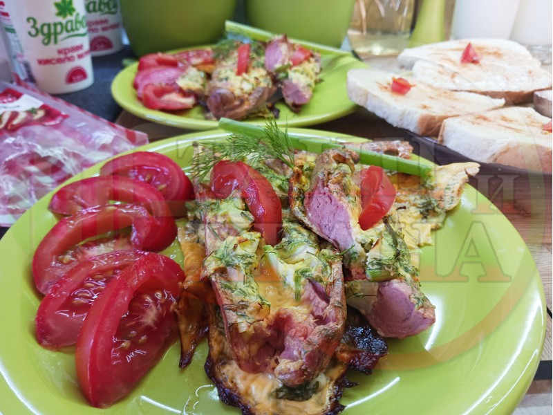 Български пълнени кренвирши 