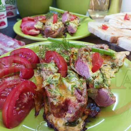 Български пълнени кренвирши 