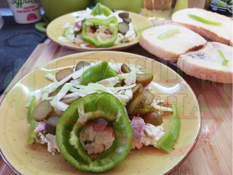 Българска майонезена сурова салата 