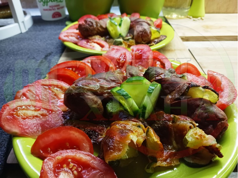 Родопска наденица запечена на фурна 