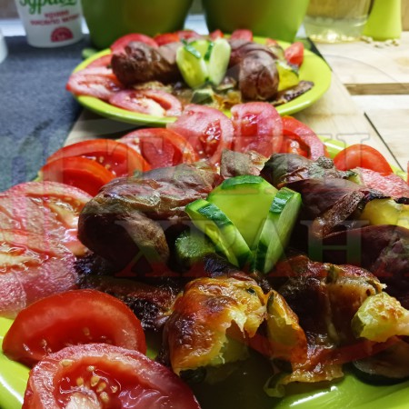 Родопска наденица запечена на фурна 