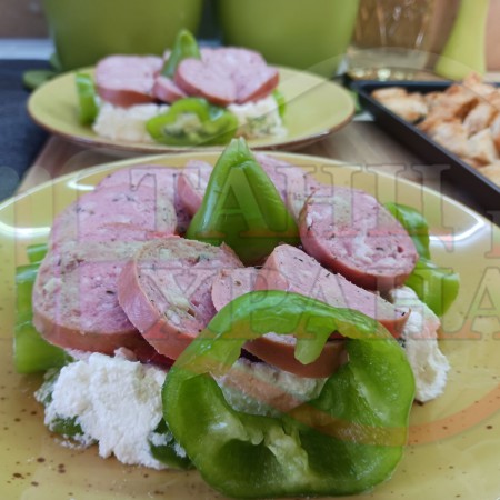 Българска доматена сурова супа 