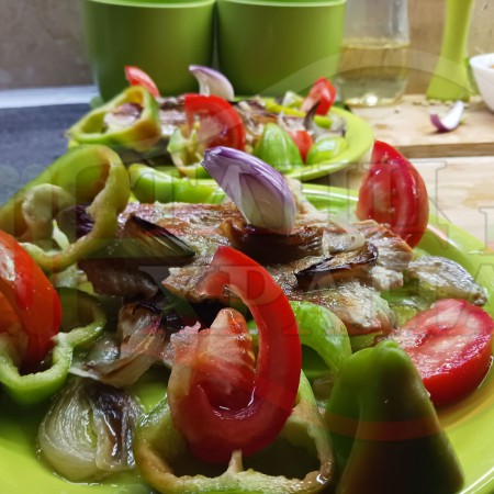 Свински пържоли без кост запечени на фурна 