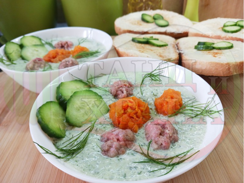 Българска сурова млечна супа 