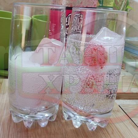 Освежаваща газирана безалкохолна напитка с тоник 