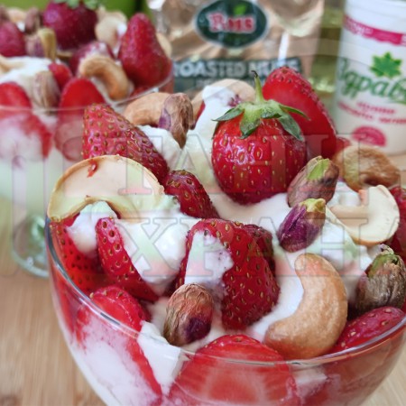 Ягодов млечен десерт 